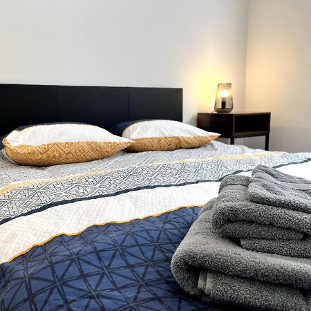 Appartement Turquoise - 2 Pers - Sedan Bagian luar foto