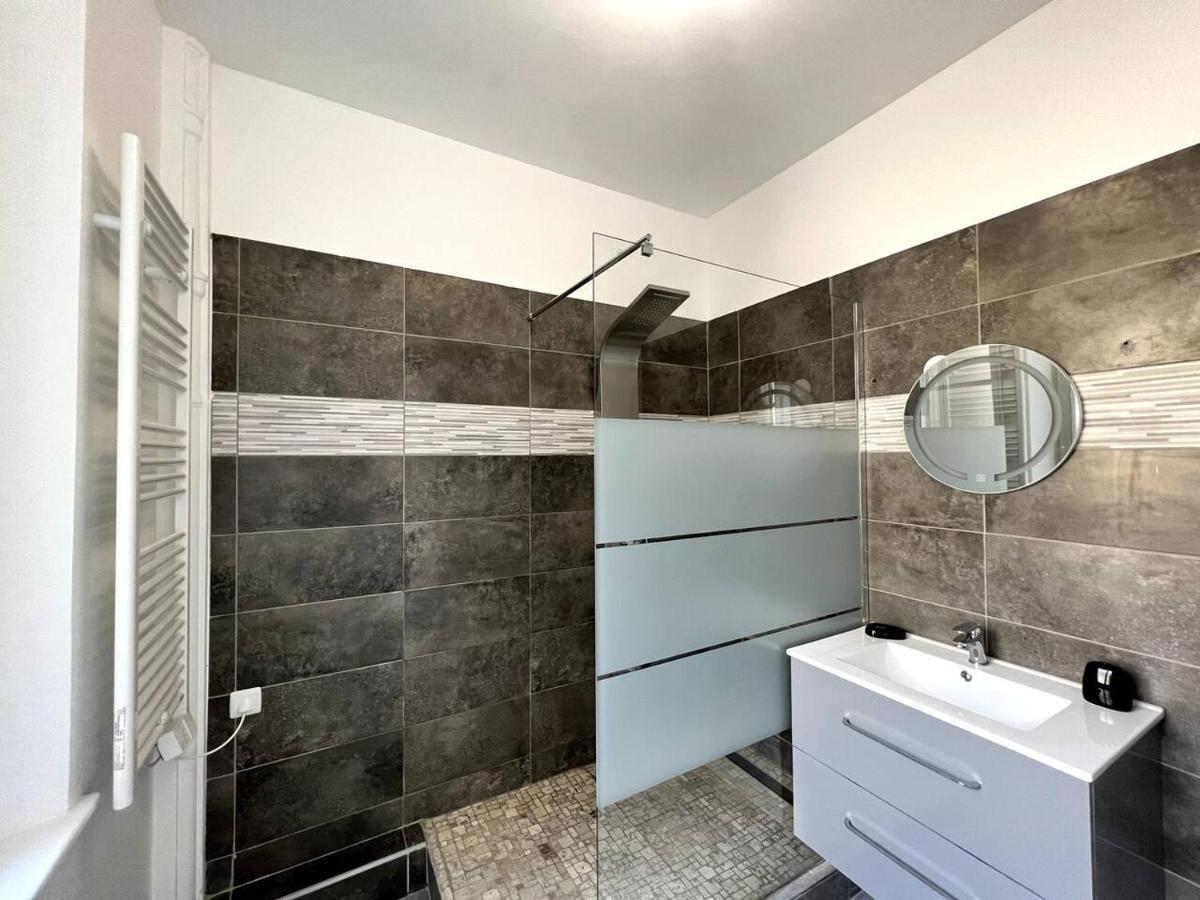 Appartement Turquoise - 2 Pers - Sedan Bagian luar foto